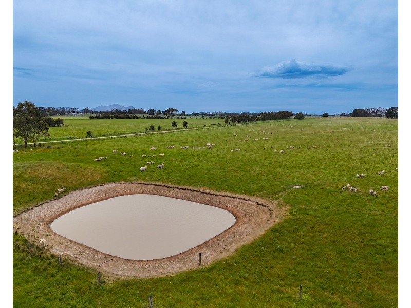 Huf’s Back Lane, Warrayure VIC 3301