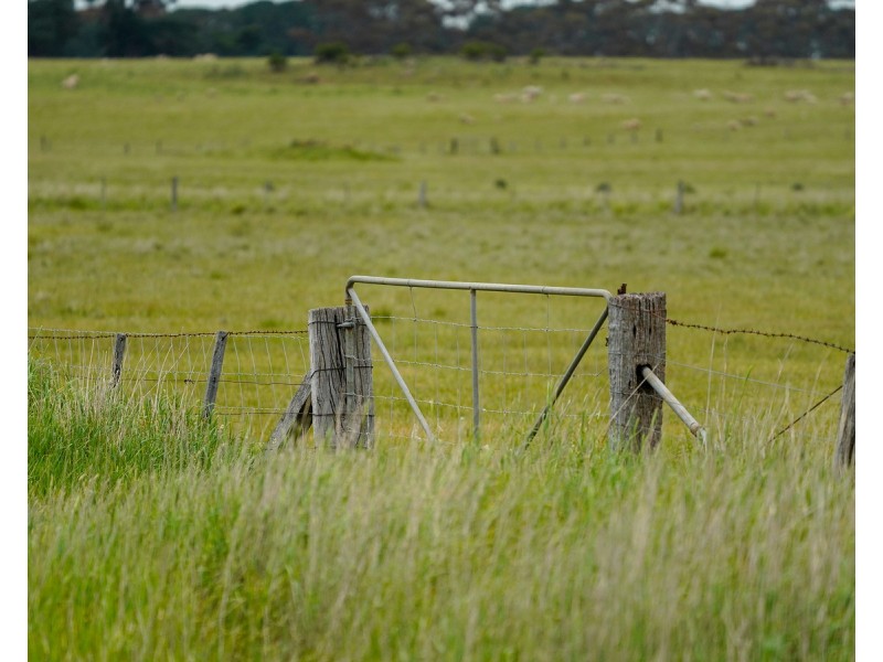 Huf’s Back Lane, Warrayure VIC 3301