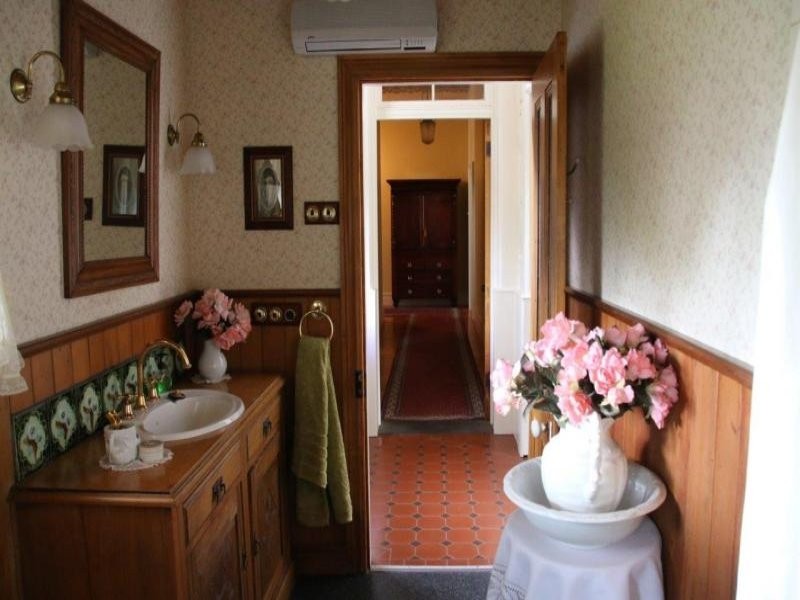 95 Bell Street, Penshurst VIC 3289