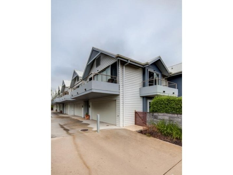 48-50 Bank Street, Port Fairy VIC 3284