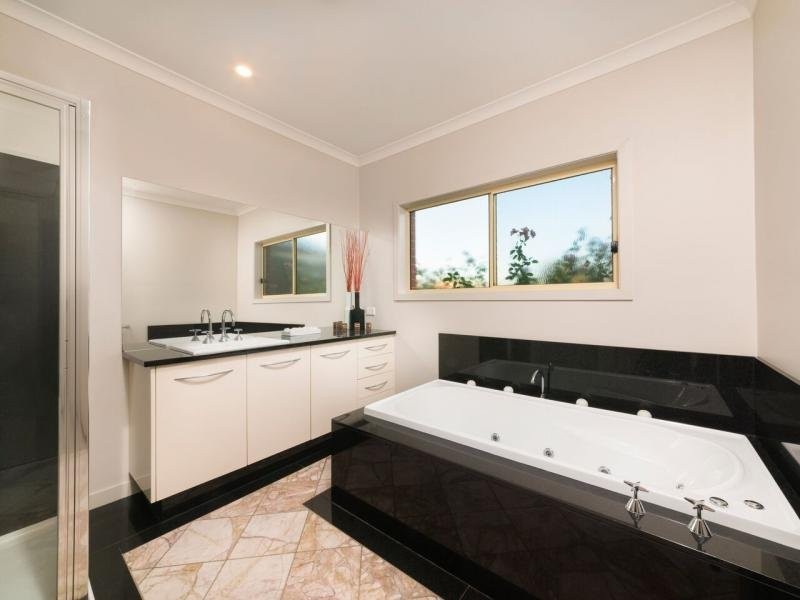 40 Cameron Street, Terang VIC 3264