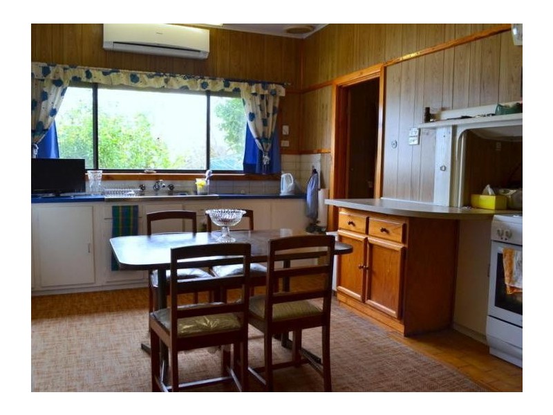 29 Thomson Street, Terang VIC 3264