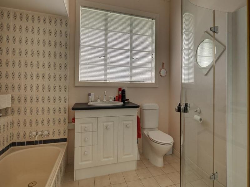 20 Hyland Street, Mortlake VIC 3272