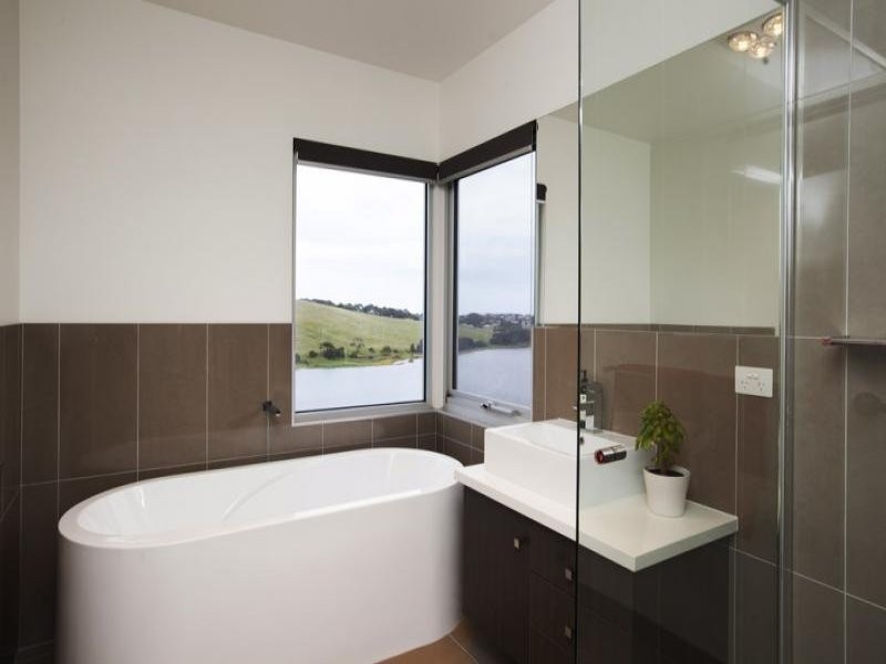 42 Dobson Way, Warrnambool VIC 3280