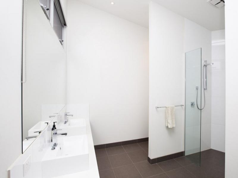 42 Dobson Way, Warrnambool VIC 3280