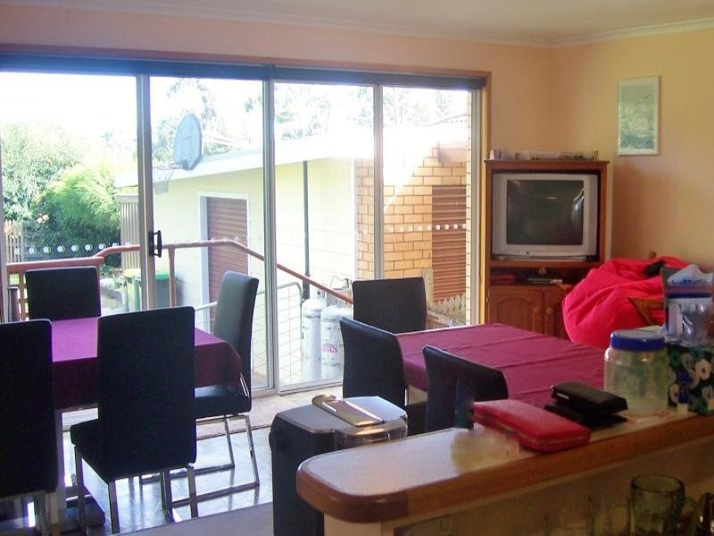 13 Bond Street, Timboon VIC 3268