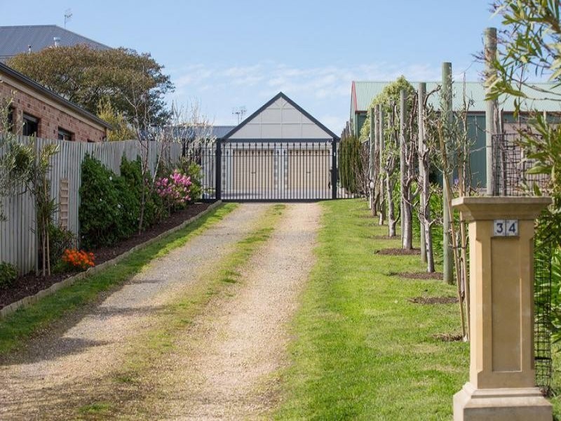 34 Mortlake Road, Warrnambool VIC 3280