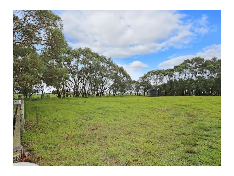 296 Blakes Road, Nirranda VIC 3268