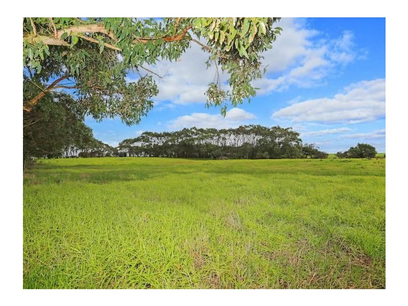 296 Blakes Road, Nirranda VIC 3268