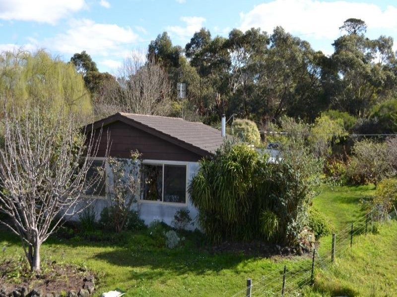 7327 Princes Highway, Tyrendarra VIC 3285