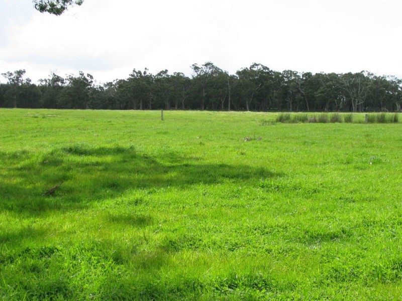 400 Old Mill Road, Tyrendarra East VIC 3285