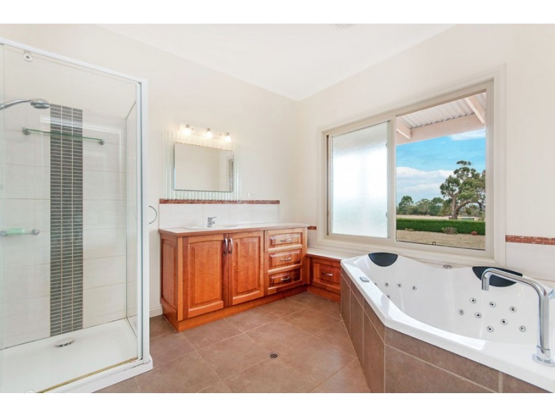 65A Kannenbergs Road, Hamilton VIC 3300