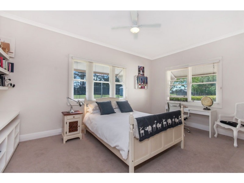 7274 Hamilton Hwy, Tarrington VIC 3301