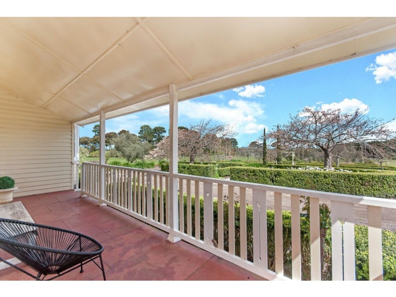 7274 Hamilton Hwy, Tarrington VIC 3301