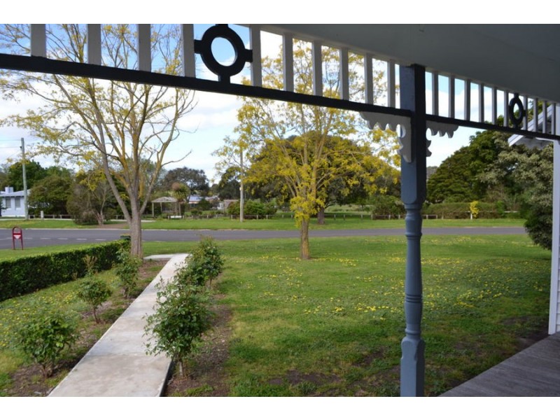 23 Officer Street, Mortlake VIC 3272