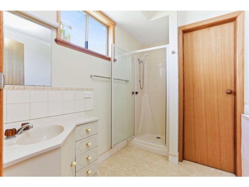 43 Staffords Lane, Warrnambool VIC 3280