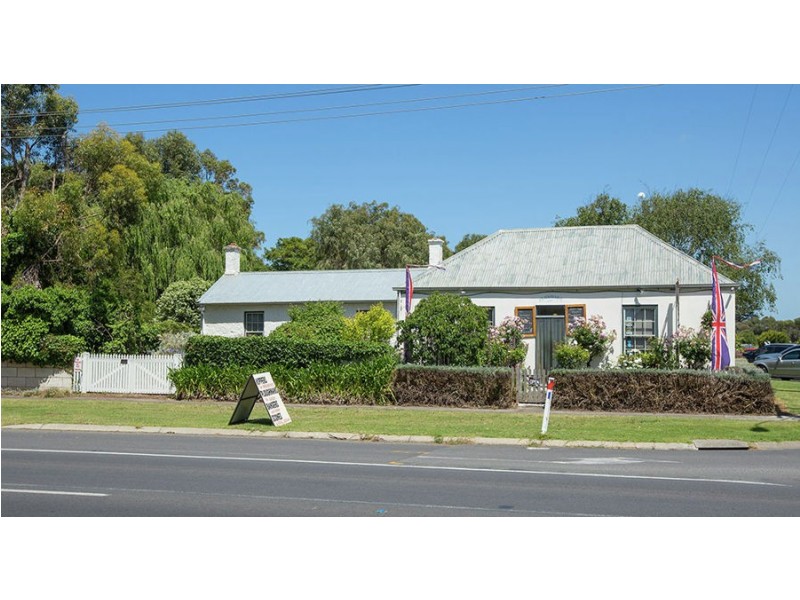 106 Princes Hwy, Port Fairy VIC 3284