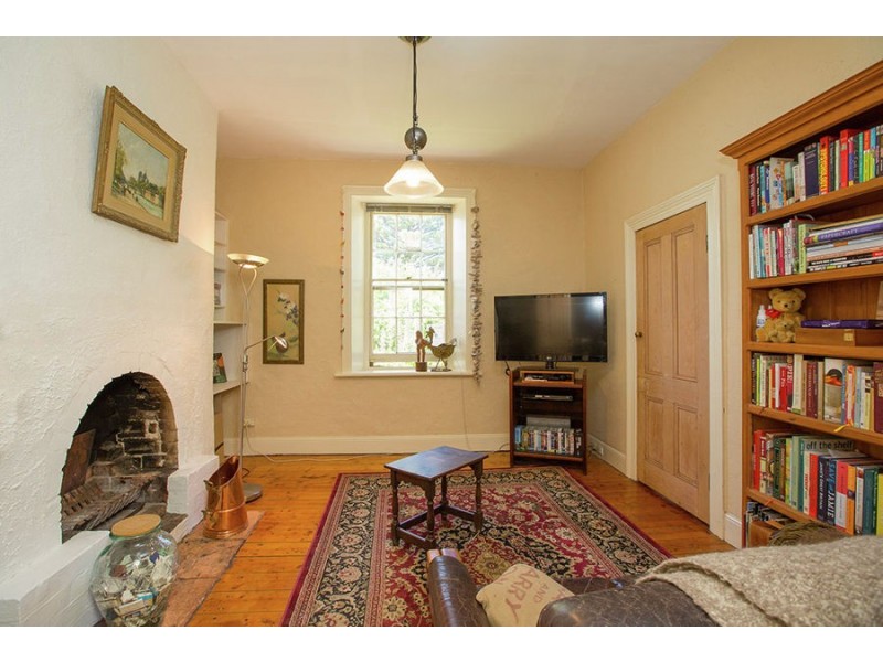 106 Princes Hwy, Port Fairy VIC 3284