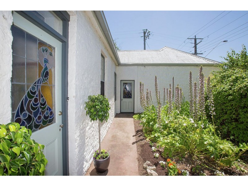 106 Princes Hwy, Port Fairy VIC 3284