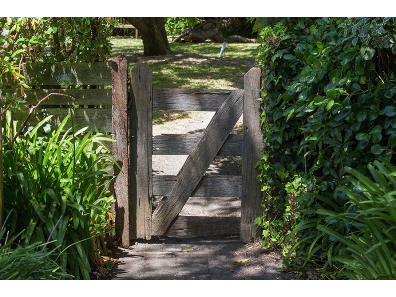 106 Princes Hwy, Port Fairy VIC 3284