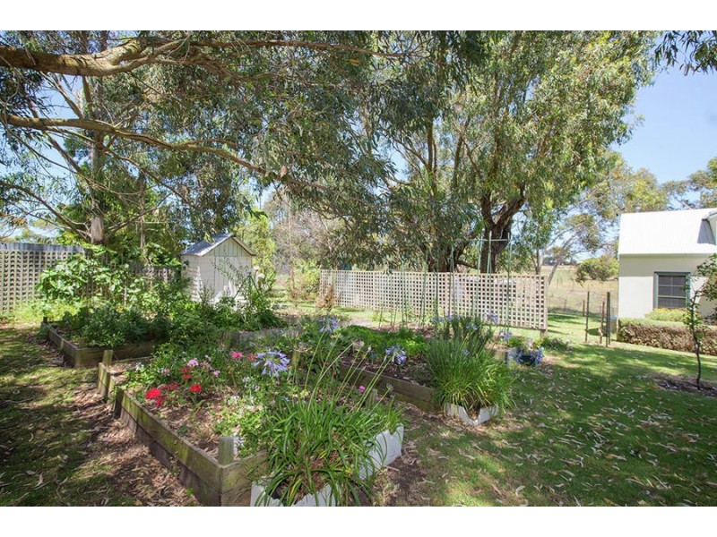 106 Princes Hwy, Port Fairy VIC 3284