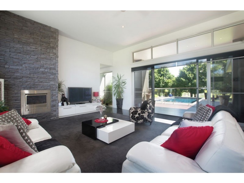 4 Trotters Lane, Cudgee VIC 3265