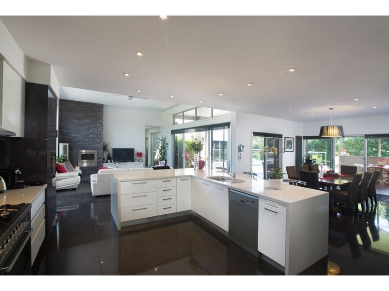 4 Trotters Lane, Cudgee VIC 3265