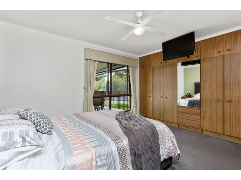 28 Barrett Street, Timboon VIC 3268