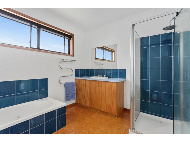 28 Barrett Street, Timboon VIC 3268