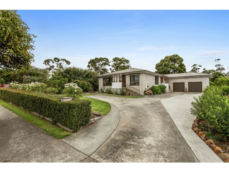 28 Barrett Street, Timboon VIC 3268
