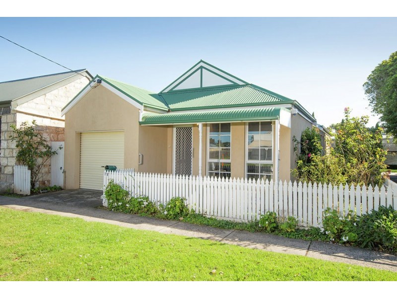 28 Cox Street, Port Fairy VIC 3284