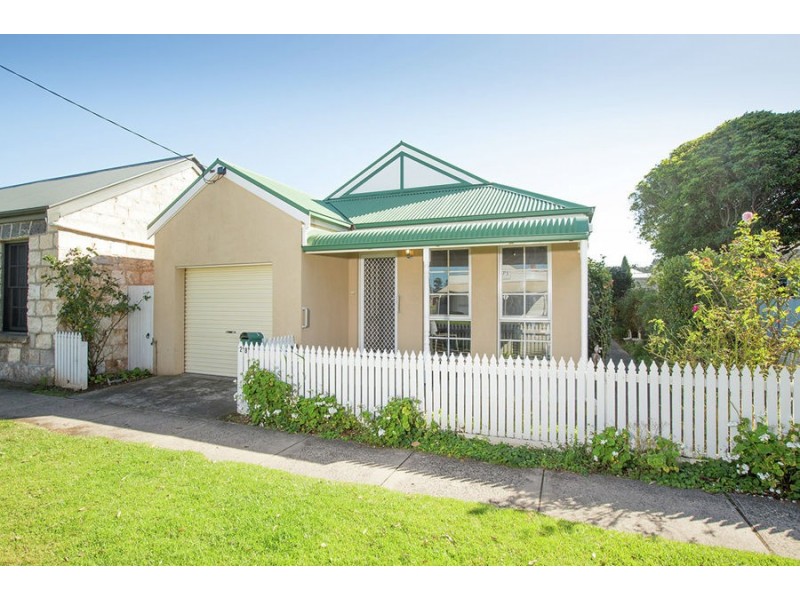 28 Cox Street, Port Fairy VIC 3284