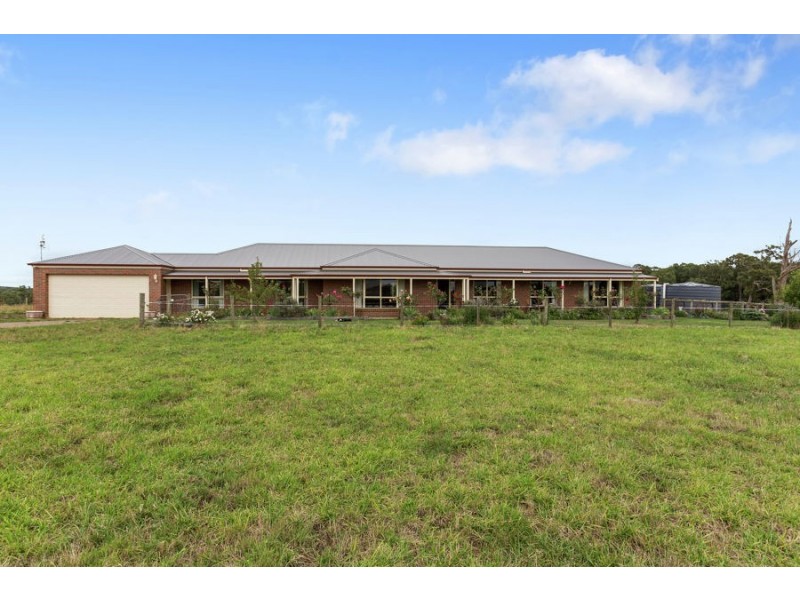 105 Browns Road, Timboon VIC 3268