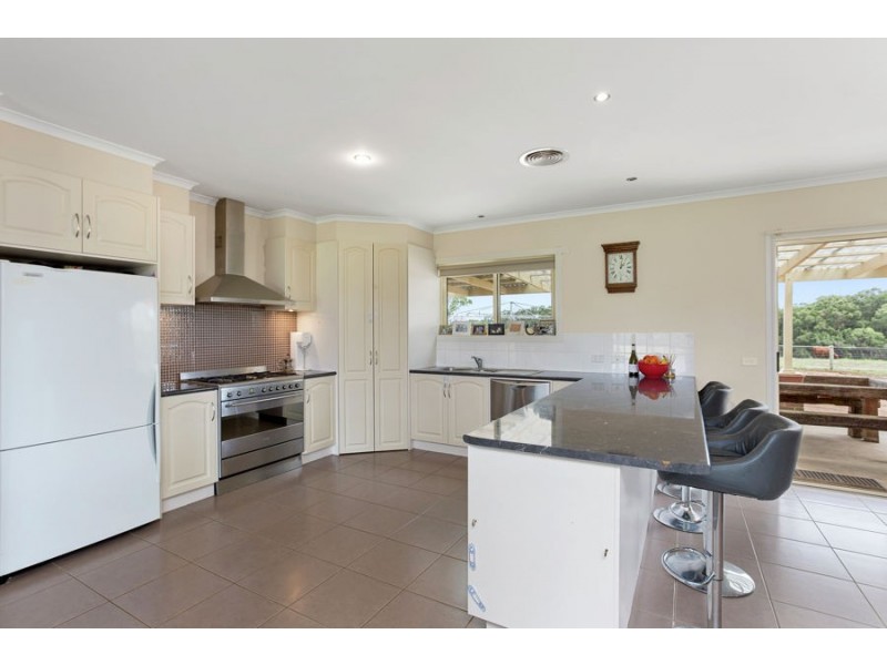 105 Browns Road, Timboon VIC 3268