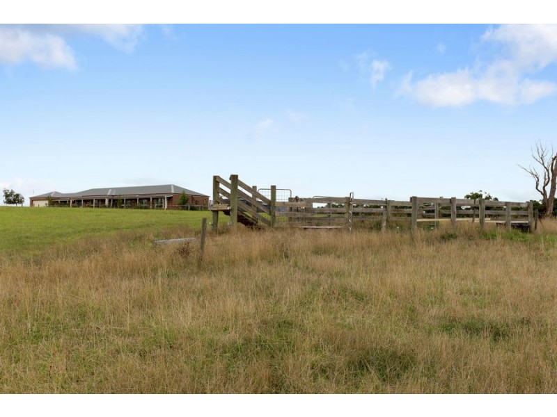 105 Browns Road, Timboon VIC 3268