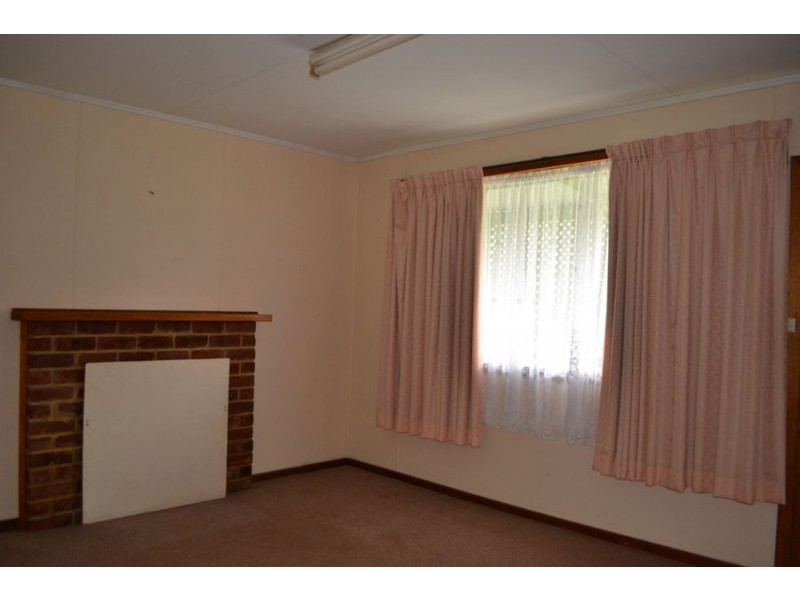 86 McKinnons Bridge road, Noorat VIC 3265