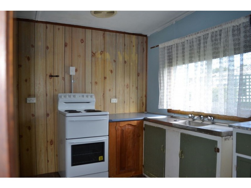 86 McKinnons Bridge road, Noorat VIC 3265