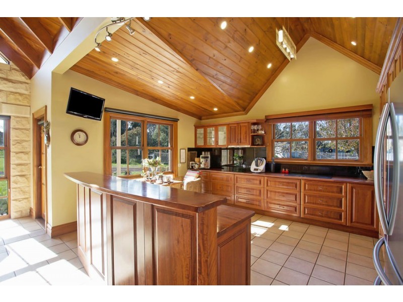 360 Forest Park Road, Cobrico VIC 3266