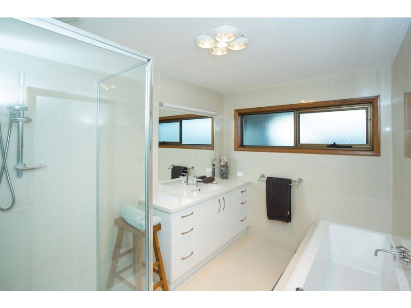 Seascape – 30A Riverview Terrace, Warrnambool VIC 3280
