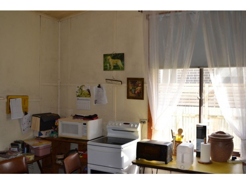 10 The Parade, Terang VIC 3264