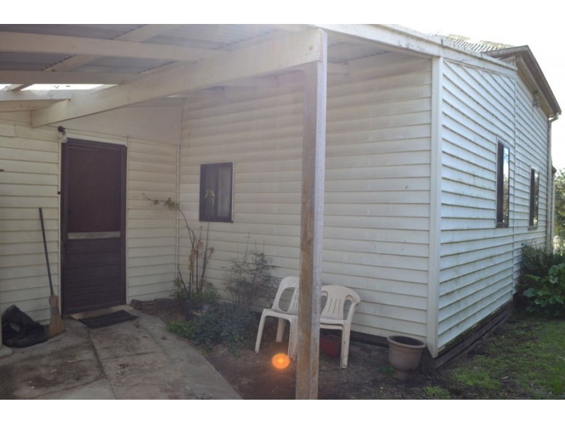 10 The Parade, Terang VIC 3264