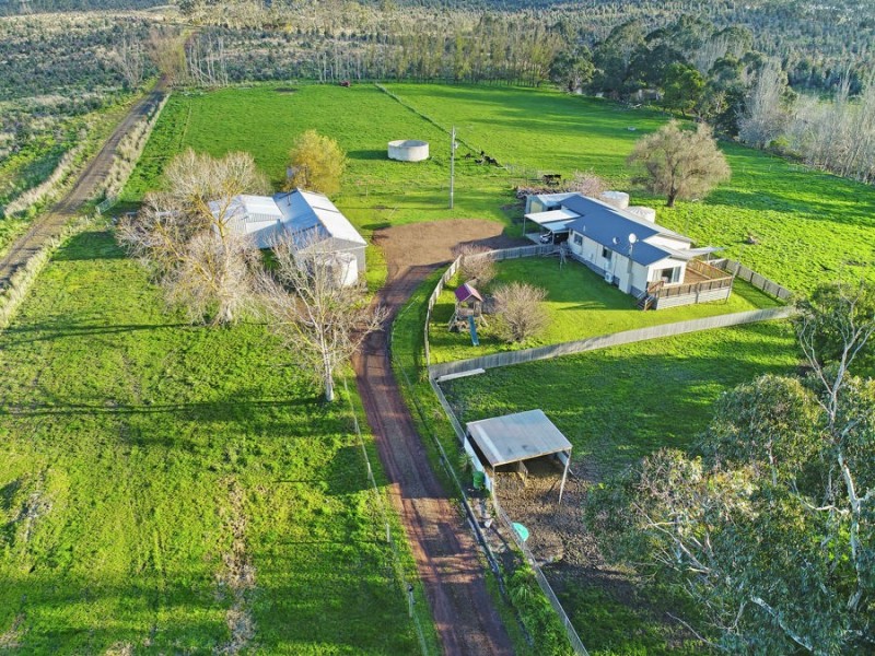 588 Timboon-Colac Road, Scotts Creek VIC 3267