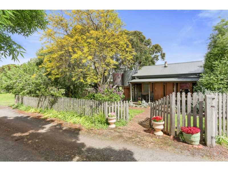 1240 Ellerslie-Panmure Road, Framlingham VIC 3265