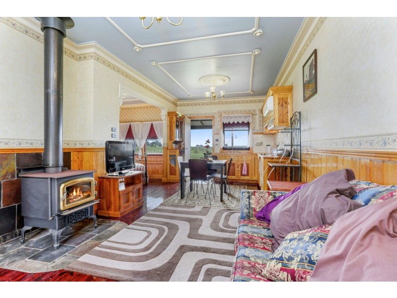 1240 Ellerslie-Panmure Road, Framlingham VIC 3265