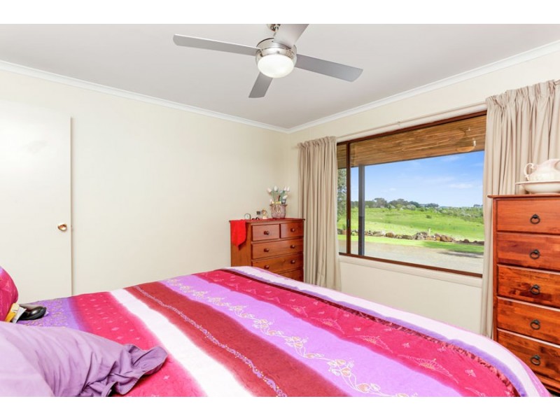 1240 Ellerslie-Panmure Road, Framlingham VIC 3265