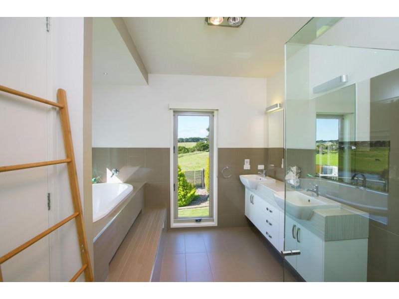 84 Farnham Road, Warrnambool VIC 3280