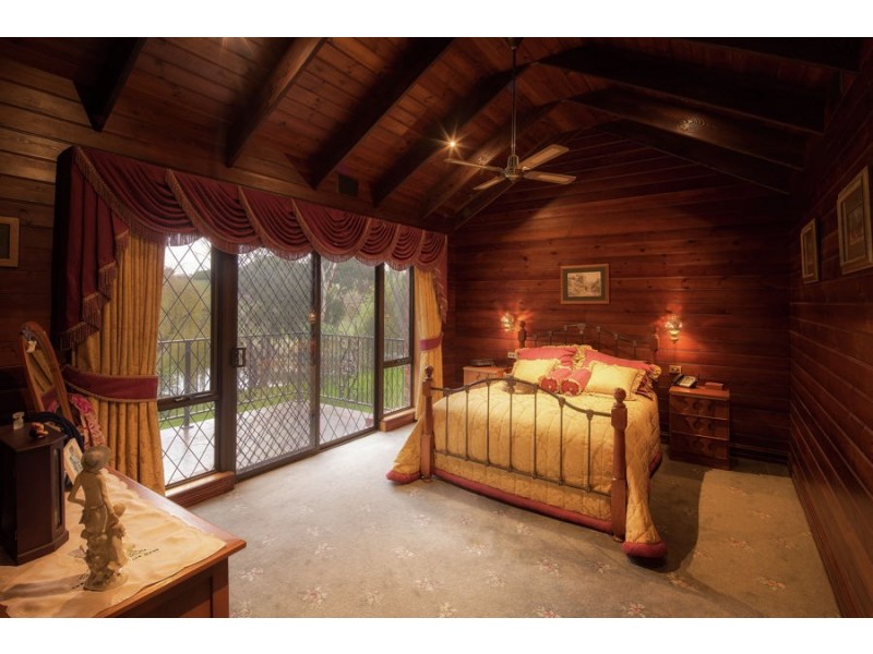 4 Manuka Drive, Warrnambool VIC 3280