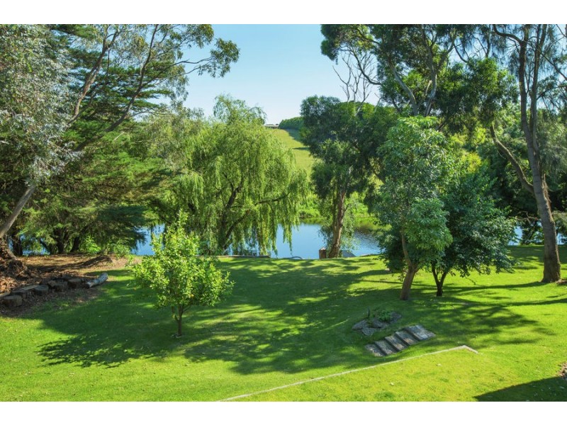 4 Manuka Drive, Warrnambool VIC 3280