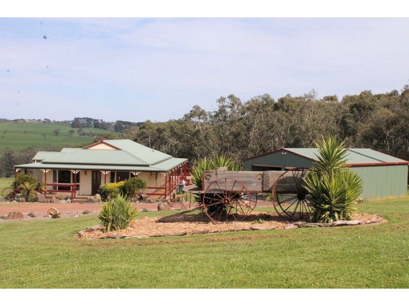 175 Bornong Road, Cooriemungle VIC 3268