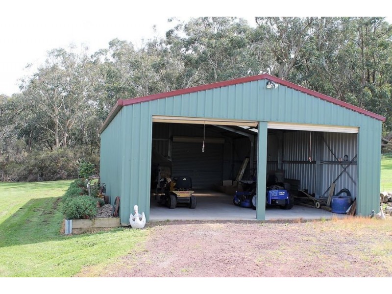 175 Bornong Road, Cooriemungle VIC 3268